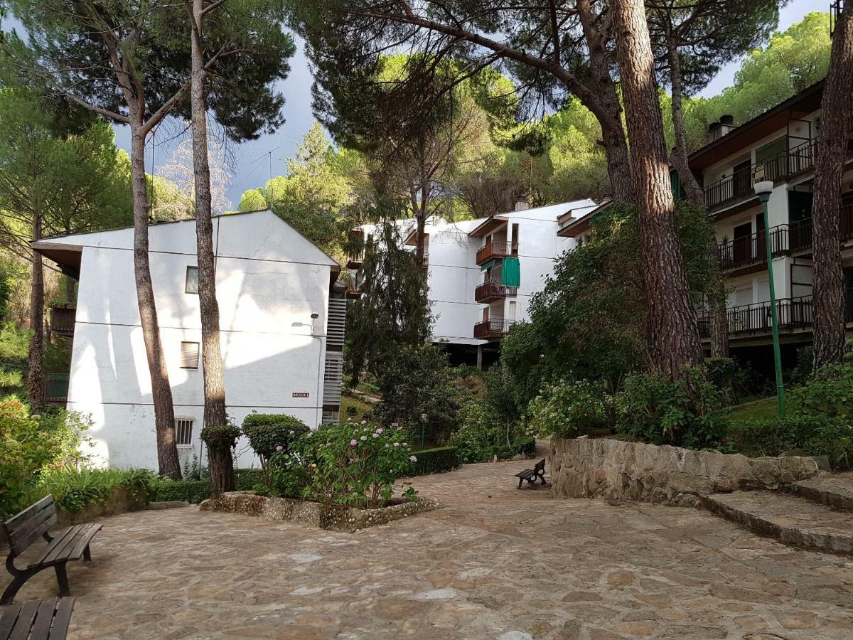 Retiro Chic Frente Al Lago - A 1 Hora De Madrid, Pantano De San Juan ซาน มาร์่ติน เด วาลเดเกลเซียส ภายนอก รูปภาพ